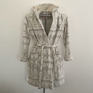 Victoria’s Secret Soft Plush Robe with Sherpa Hood